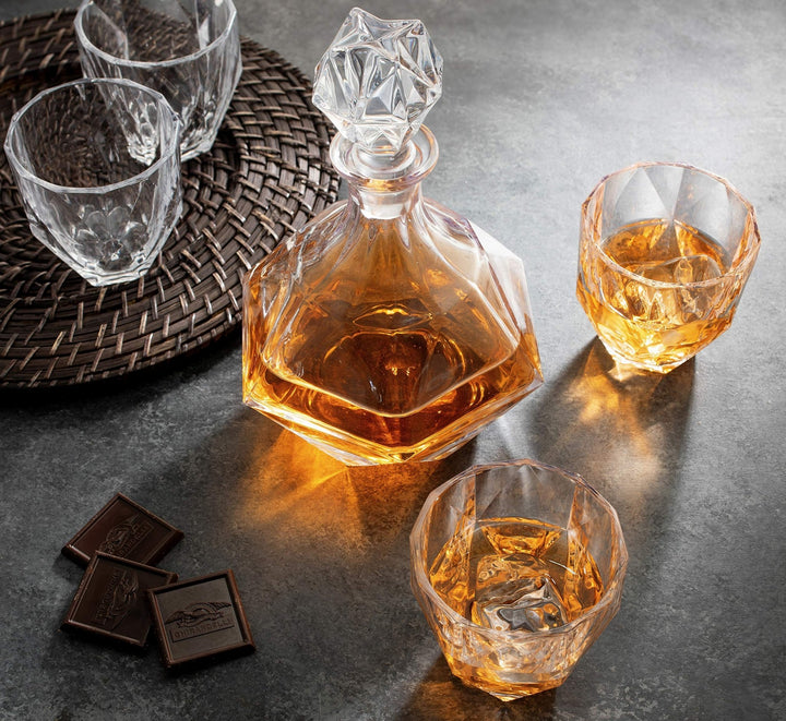 European Style Glass Whiskey Decanter & Liquor Decanter with Glass Stopper - 30 Oz - Nestopia