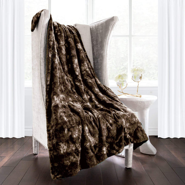 Soft Faux Fur Throw Blanket - Cozy Plush Shaggy Fleece - Nestopia