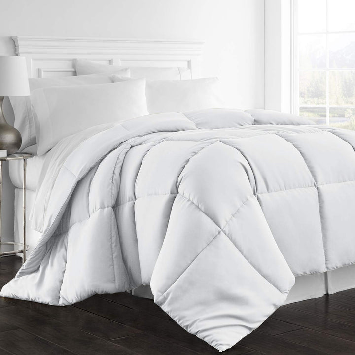 1300 Series Down Alternative Comforter - All-Season - Nestopia